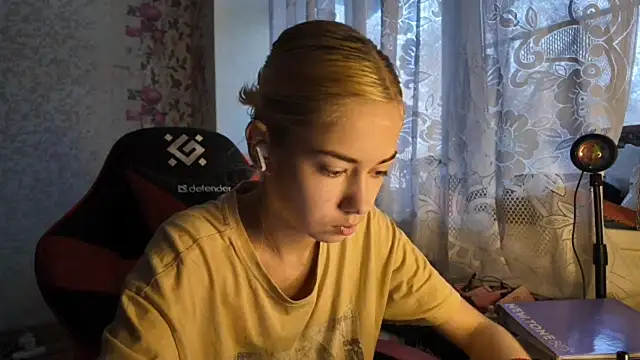 Witching Moon online show from 11/01/25, 08:38