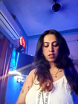 Love Beauty01 online show from 03/02/26, 06:59