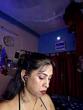 Love Beauty01 online show from 06/01/26, 05:47
