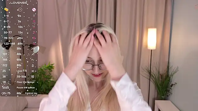 Marry sharp online show from 12/04/25, 09:34