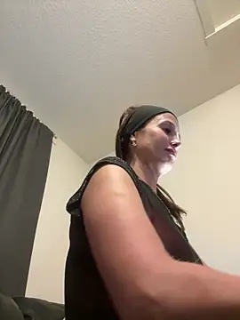 Alona Brown online show from 04/03/26, 05:49