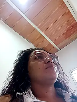 Snapshot of Sensual_Anyelie chatting on 09/16/25, 09:27 Sensual Anyelie online show from 09/16/25, 09:27