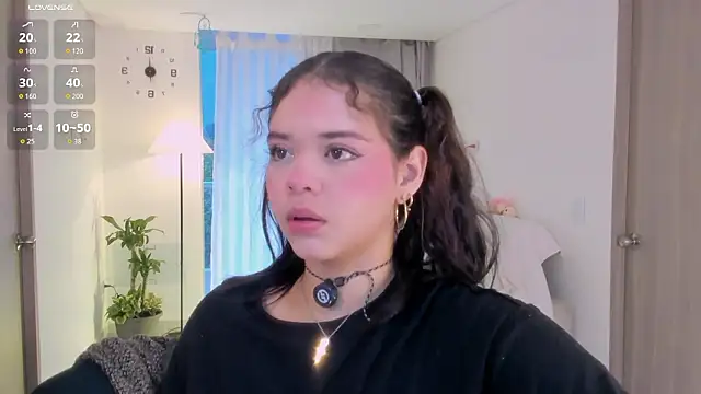 Snapshot of NikaVelvet1 chatting on 03/04/26, 11:00 NikaVelvet1 online show from 03/04/26, 11:00