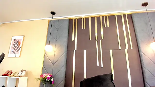 OliviGrace online show from 04/28/26, 02:27