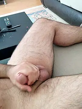 Snapshot of Azginboga2358 chatting on 09/11/25, 11:32 Azginboga2358 online show from 09/11/25, 11:32