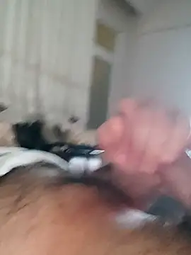 Snapshot of Azginboga2358 chatting on 10/27/25, 10:47 Azginboga2358 online show from 10/27/25, 10:47