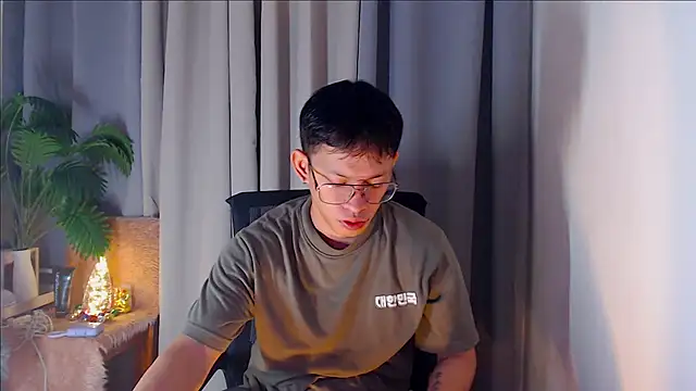 pinkcock froi2305 online show from 10/06/25, 01:03