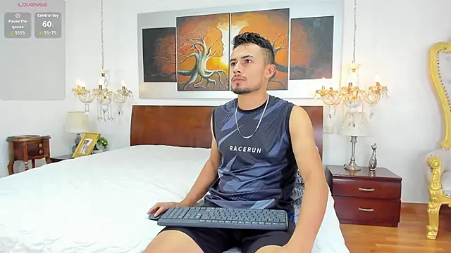 Valentiinoss online show from 02/14/26, 09:11