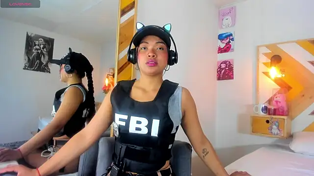 Snapshot of SoleneFontaine chatting on 10/29/25, 12:40 SoleneFontaine online show from 10/29/25, 12:40