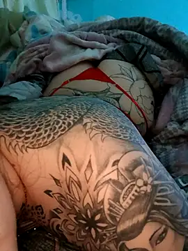 Snapshot of abi2032 chatting on 10/28/25, 11:29 abi2032 online show from 10/28/25, 11:29