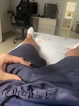 Snapshot of Novinho16cmz chatting on 09/22/25, 03:47 Novinho16cmz online show from 09/22/25, 03:47