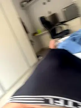 Snapshot of Novinho16cmz chatting on 10/07/25, 04:26 Novinho16cmz online show from 10/07/25, 04:26