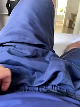 Snapshot of Novinho16cmz chatting on 10/20/25, 04:07 Novinho16cmz online show from 10/20/25, 04:07