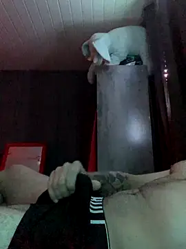 Snapshot of o-theus chatting on 10/12/25, 05:28 o-theus online show from 10/12/25, 05:28