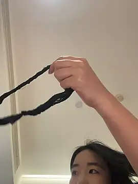 Snapshot of luluya1314 chatting on 01/14/26, 12:00 luluya1314 online show from 01/14/26, 12:00