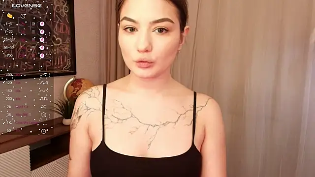 Dark Moni online show from 11/13/25, 02:43