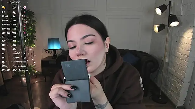 Snapshot of Dark_Moni chatting on 03/11/26, 02:50 Dark Moni online show from 03/11/26, 02:50