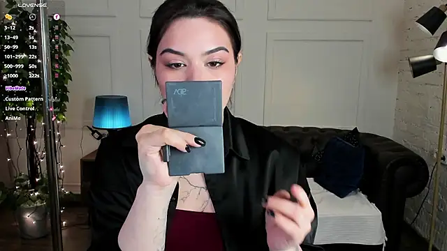 Snapshot of Dark_Moni chatting on 03/14/26, 02:50 Dark Moni online show from 03/14/26, 02:50