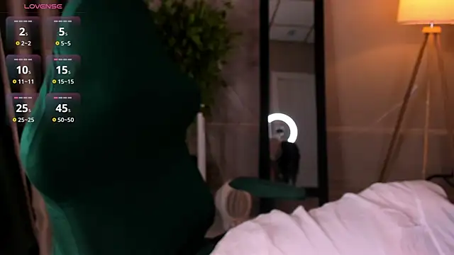 lasly moon online show from 05/10/26, 11:54