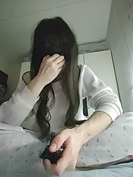 Snapshot of SweetSun69 chatting on 02/04/26, 09:31 SweetSun69 online show from 02/04/26, 09:31