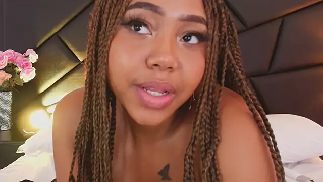 AngelaRoberts online show from 09/27/25, 04:45