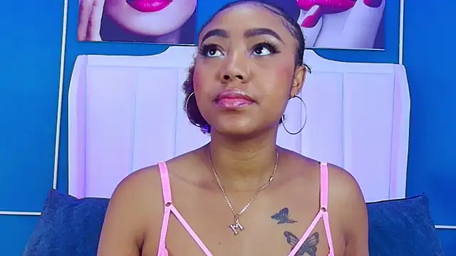 AngelaRoberts online show from 10/21/25, 02:45