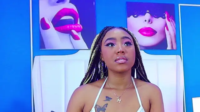 AngelaRoberts online show from 11/03/25, 04:25