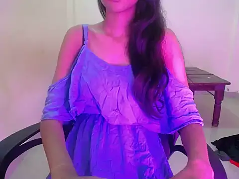 Snapshot of kiya_7 chatting on 07/16/26, 05:13 kiya 7 online show from 07/16/26, 05:13
