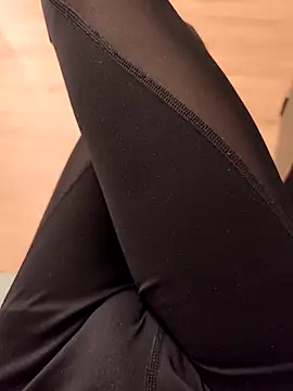 luckylover2024 online show from 03/05/26, 07:32