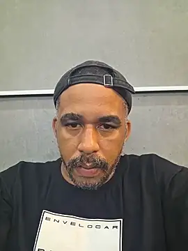 Snapshot of Paupreto19cm_ chatting on 02/12/26, 10:49 Paupreto19cm online show from 02/12/26, 10:49