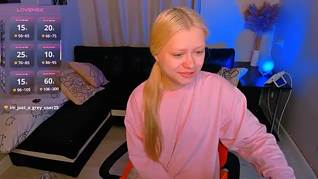 Millie Vanillies online show from 11/20/25, 04:51