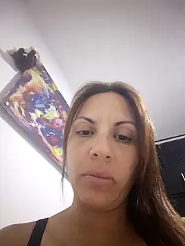 Snapshot of Antonellasex18 chatting on 10/22/25, 05:30 Antonellasex18 online show from 10/22/25, 05:30