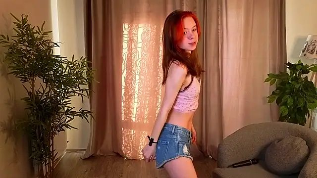 TiannaBorlace online show from 03/26/26, 02:39