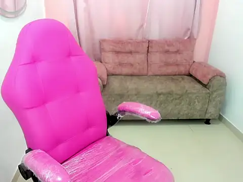 Emiss Jones online show from 10/30/25, 01:34