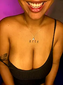 Snapshot of afrodeusa chatting on 09/20/25, 11:55 afrodeusa online show from 09/20/25, 11:55