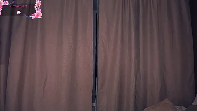 Snapshot of MalvinaKroening chatting on 11/22/25, 04:55 MalvinaKroening online show from 11/22/25, 04:55