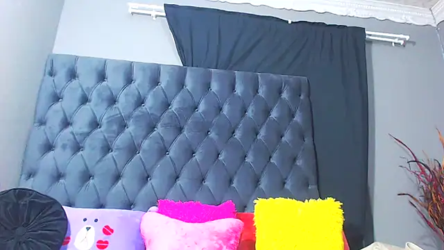 LoloQueen5 online show from 01/05/26, 10:35