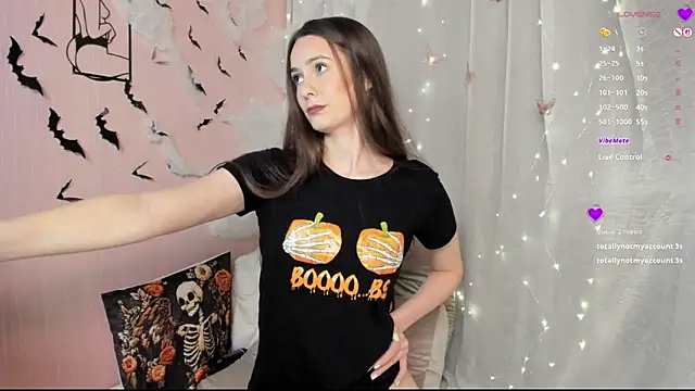 Monica Velvet online show from 11/03/25, 12:46