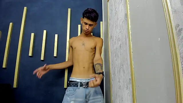 Just D4v7 online show from 10/04/25, 07:34