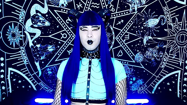 naomi satan online show from 09/20/25, 12:44