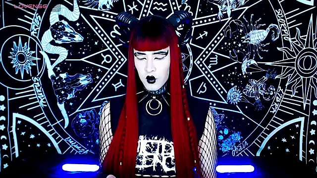 naomi satan online show from 09/23/25, 12:46