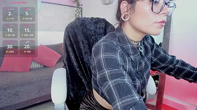 Esmeralda CO online show from 10/08/25, 06:27