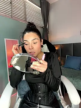 Esmeralda CO online show from 01/06/26, 01:04