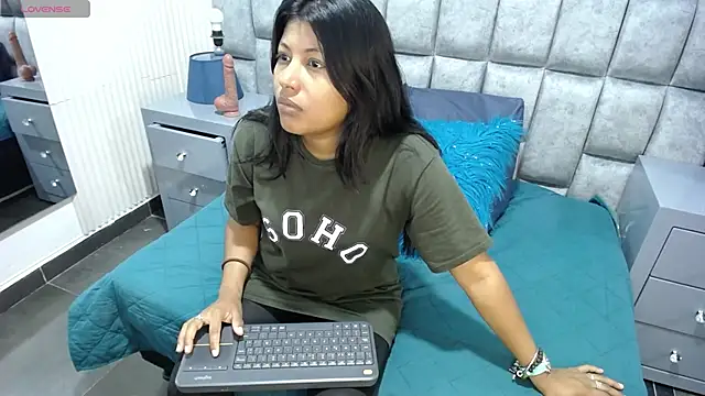 canela a73 online show from 10/14/25, 02:29