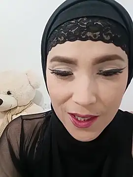 jamila zair online show from 05/12/26, 02:14