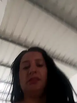 Snapshot of Titiss8921 chatting on 09/09/25, 01:32 Titiss8921 online show from 09/09/25, 01:32