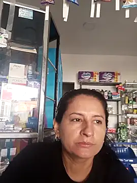 Snapshot of Titiss8921 chatting on 09/17/25, 12:40 Titiss8921 online show from 09/17/25, 12:40