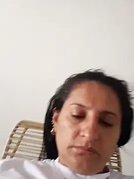 Snapshot of Titiss8921 chatting on 09/20/25, 12:39 Titiss8921 online show from 09/20/25, 12:39