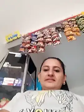 Snapshot of Titiss8921 chatting on 09/25/25, 11:58 Titiss8921 online show from 09/25/25, 11:58