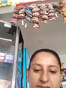 Snapshot of Titiss8921 chatting on 09/27/25, 02:11 Titiss8921 online show from 09/27/25, 02:11